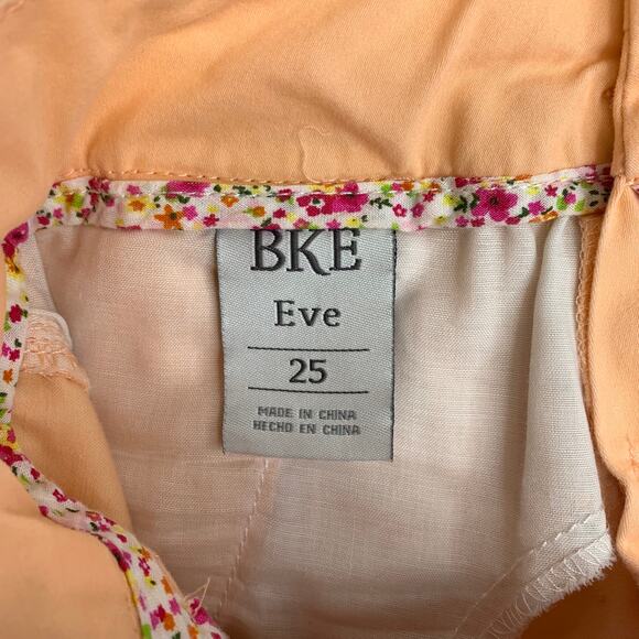BKE Peach Eve Chino Shorts Embroidered Hem Sz 25 Y2K - Picture 5 of 6